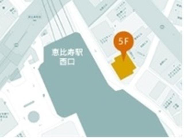 恵比寿駅から徒歩10秒！実は会社の一番のウリなのではないか、と思えてしまうほど、皆様に「いいですね」と言われます