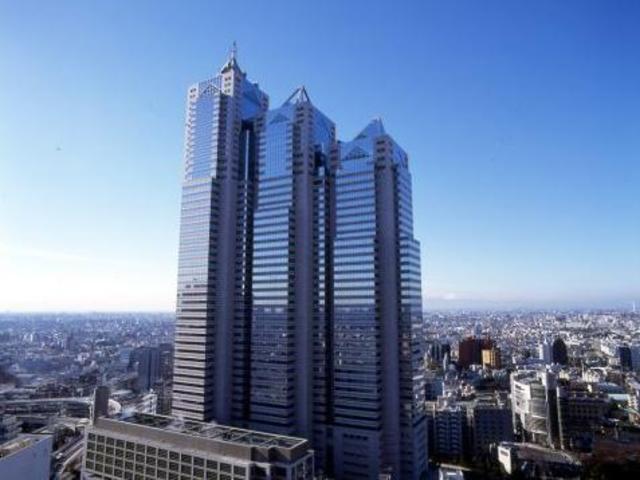 オフィスは新宿パークタワー。