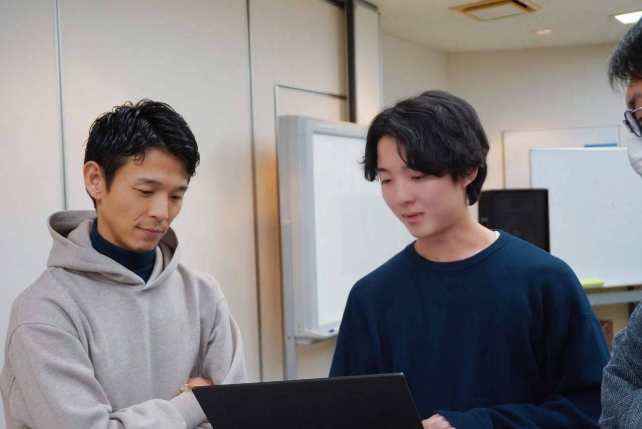 ALTURA X株式会社 求人画像1