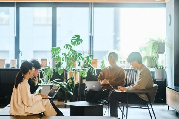 募集している求人：マーケティング(未経験可)【ラス恋】