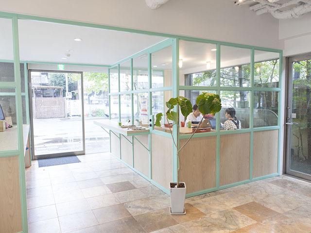 エントランス＆会議室