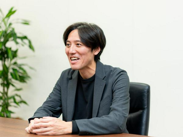 募集している求人：【経営企画・管理担当】浜松町駅徒歩すぐ・年休124日・残業月平均15.2h・産育休復職率100%・金融機関がクライアントの安定企業