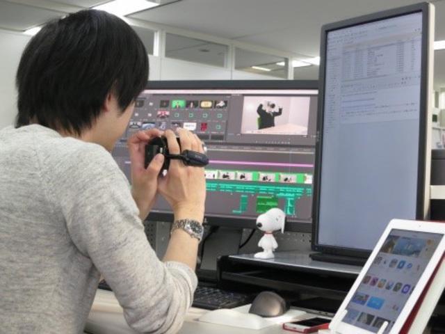 コンテンツはすべて自社内作成。
シナリオから撮影・編集、音声なども内製。多くの人が受講するコンテンツなので、力も入る