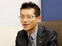 代表取締役　 山崎 哲明 氏