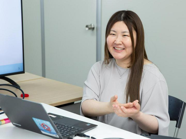 株式会社日本トランスネットのインタビュー写真