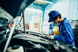 カーライフ事業：自動車整備士