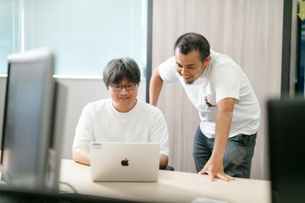 募集している求人：Webエンジニア(開発)_キャリア採用｜技術統括本部