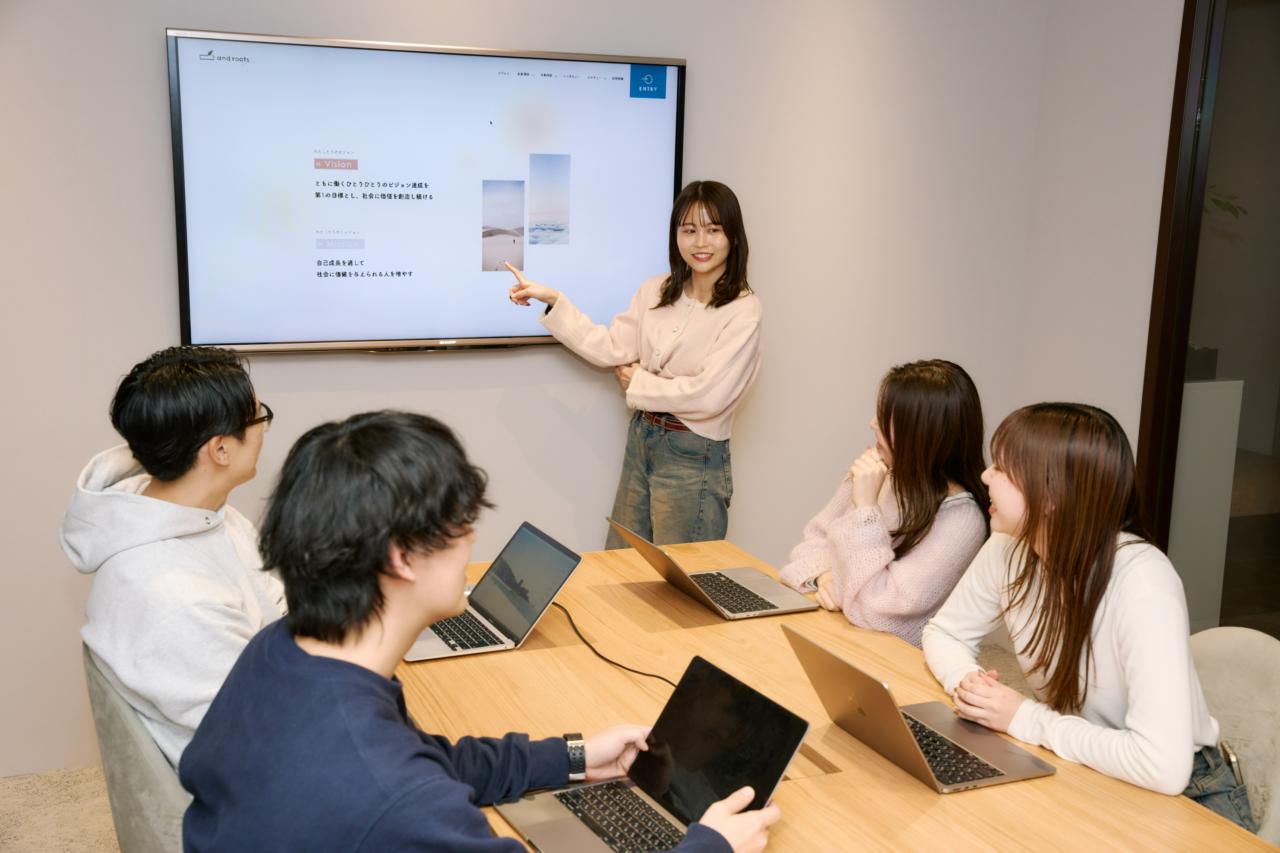 and roots株式会社 求人画像1