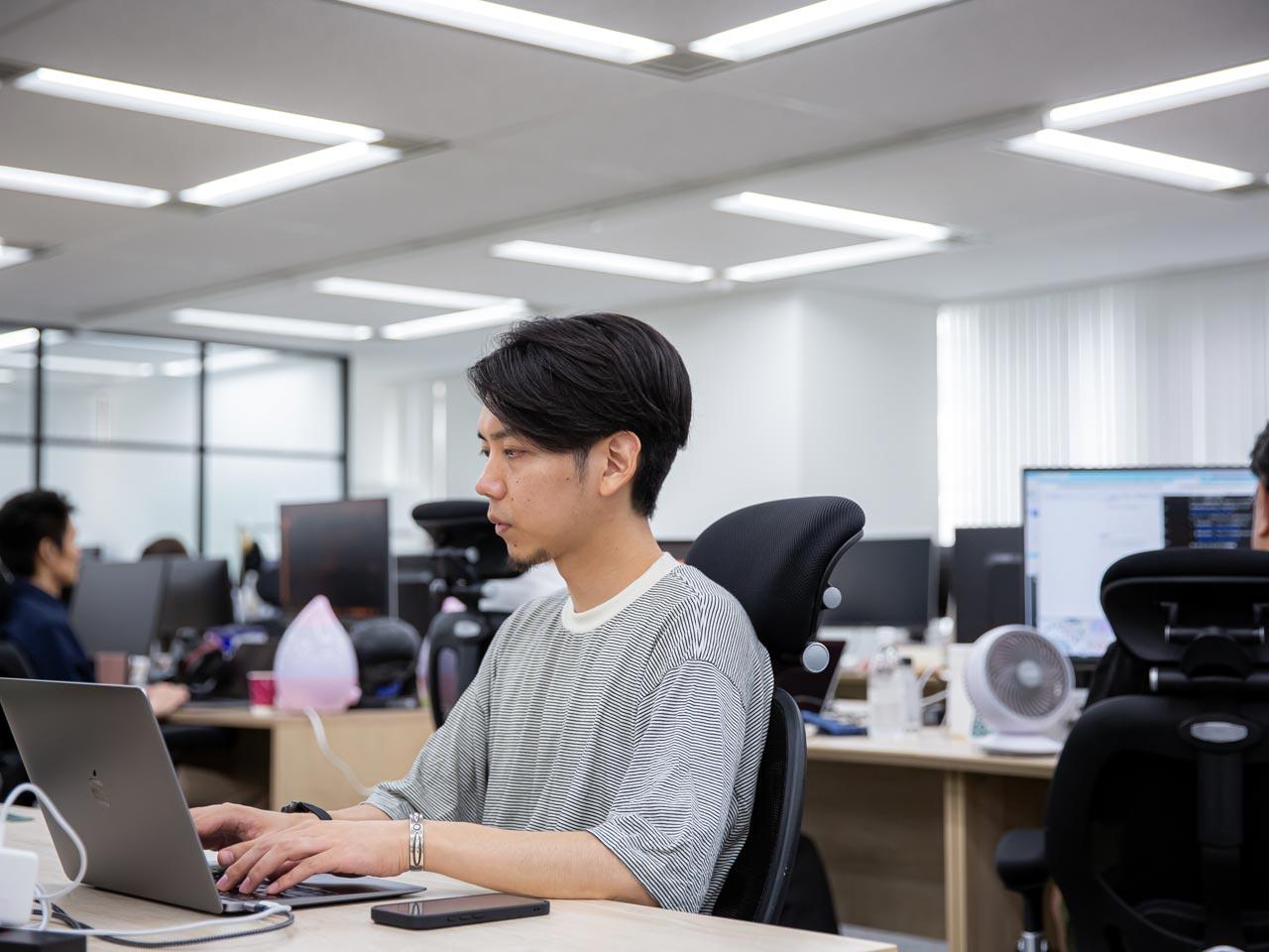 株式会社ロジレス 求人画像1