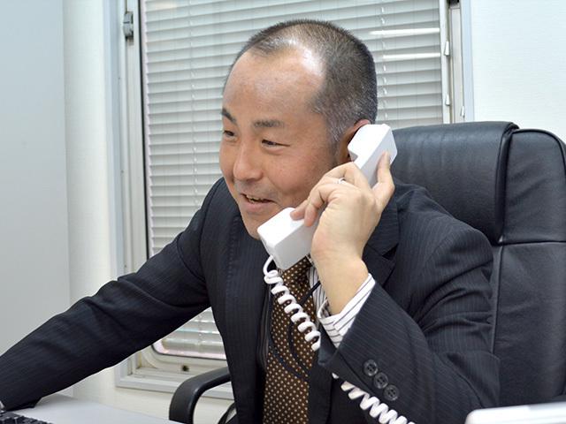 管理部マネージャーの八木秀文氏
2010年の第二創業時に代表取締役社長の草野氏とともにジョイン。