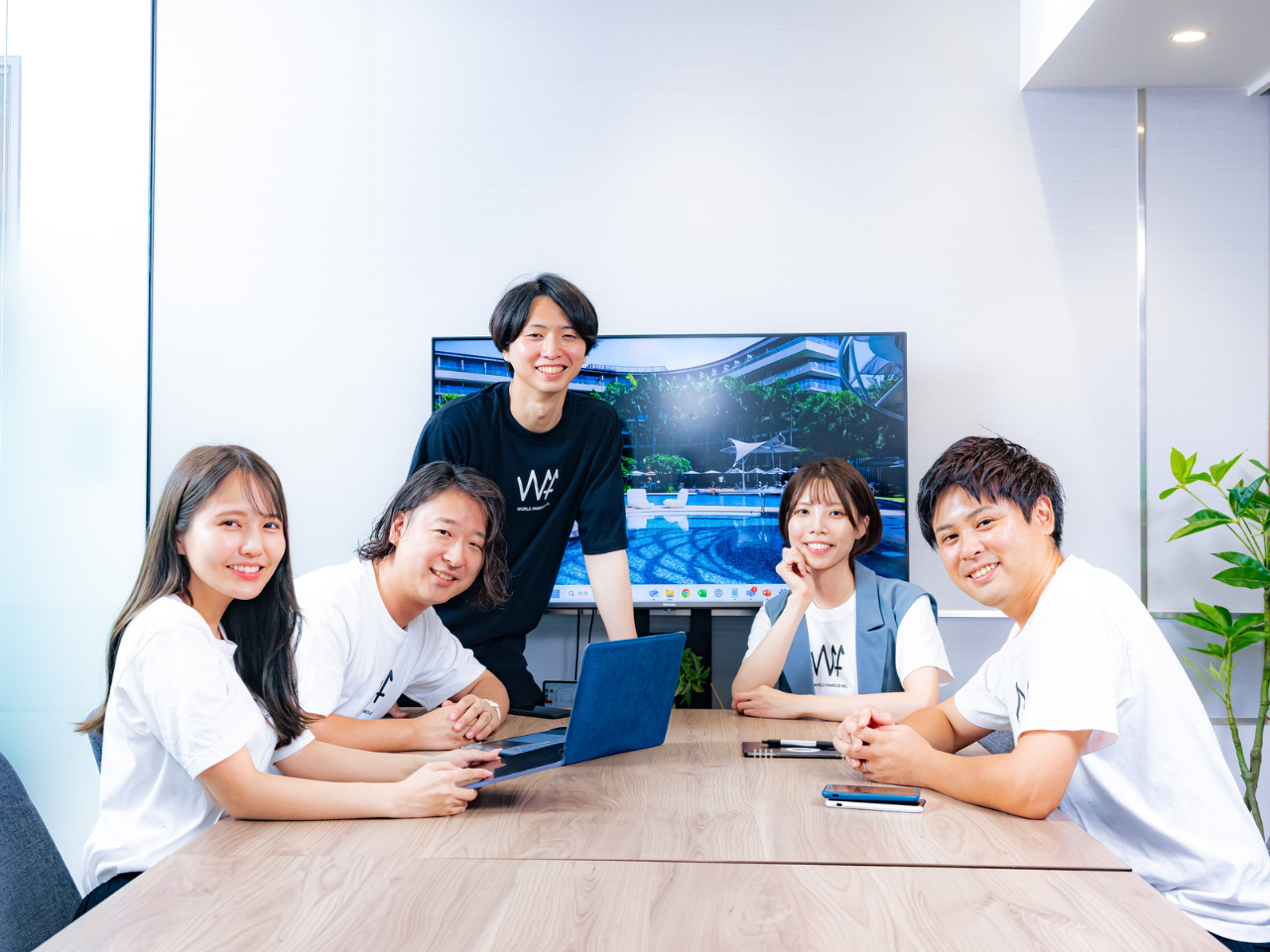 株式会社ワールドフェイマス 求人画像1