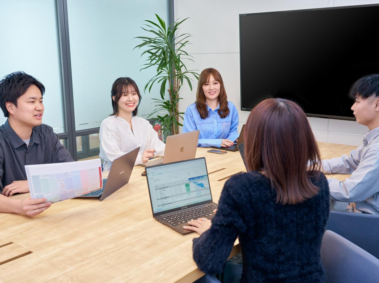 株式会社アクシスビジョン 求人画像1