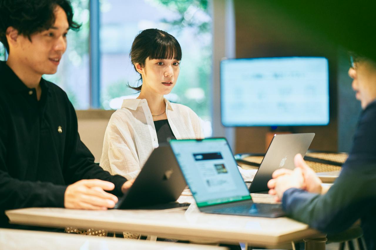 株式会社EVeM 求人画像1