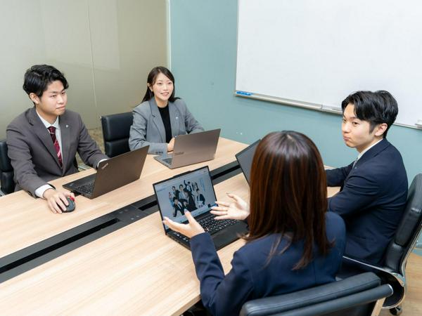 募集している求人：自社サービスのWebマーケター