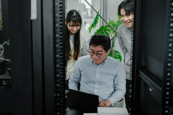 募集している求人：都内でのSES営業