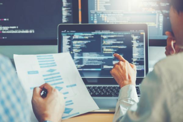 募集している求人：コンサルタント（ITコンサル／業務改革コンサル／システム開発／営業支援／金融領域）