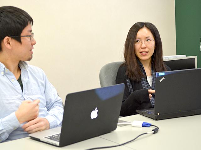 職人気質のメンバーが集まっているので、古風な雰囲気はある。
しかし、現場の上下関係はフラットで、入社したばかりの新人でも意見が言える雰囲気も併せ持つ