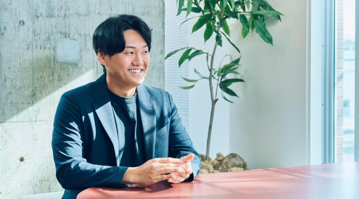 グリフォングループホールディングス株式会社のインタビュー写真