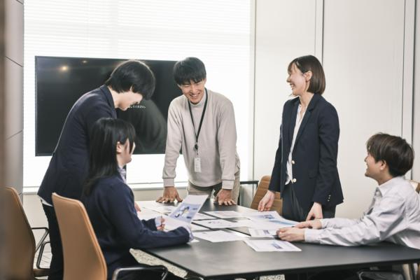 募集している求人：7月1日入社【営業サポート/契約業務】