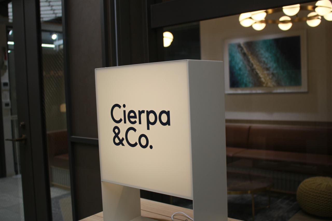 シェルパ・アンド・カンパニー株式会社 求人画像1