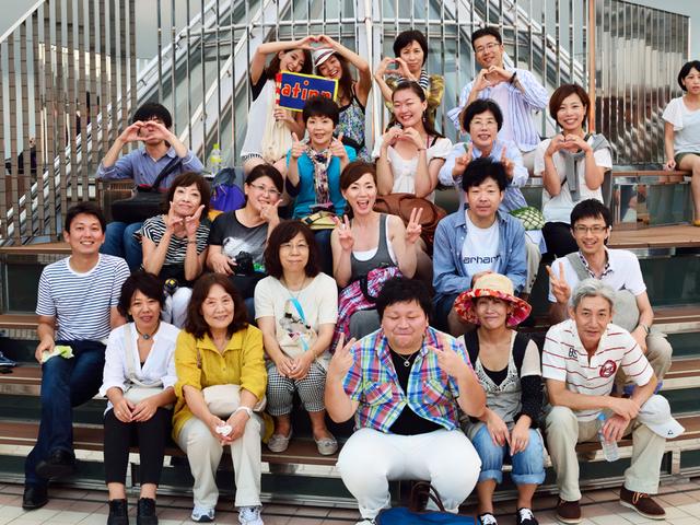 もちろん仕事を離れてスタッフ間の関係構築や労いを含めた取り組みも。
写真は社員旅行の時のもの。スタッフを2便に分けて長崎旅行を楽しみましたよ。