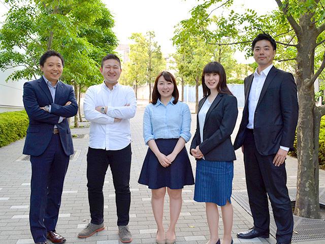 決済サービスの次のスタンダードをつくっていきたいチャレンジ精神旺盛の方を待っている。