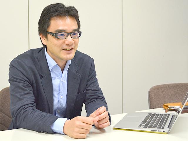 代表取締役・鐘ヶ江弘章氏。
システムコンサルティング会社を経てフライングライン設立。
