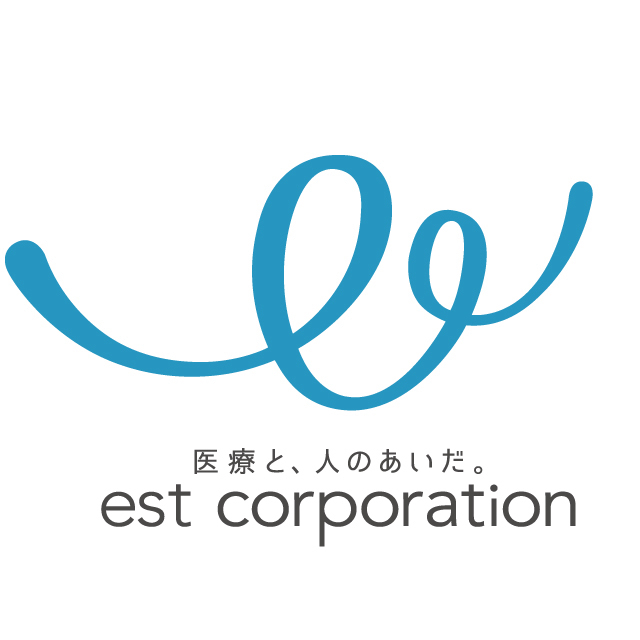 2015年5月に新オフィスに移転し、ロゴも一新。当社と社会が、そして社員同士の距離がより近くなるようにという願いを込め、2つの「e」が寄り添った淡い青色のロゴ。伸びやかなデザインが当社の更なる飛躍を象徴している。