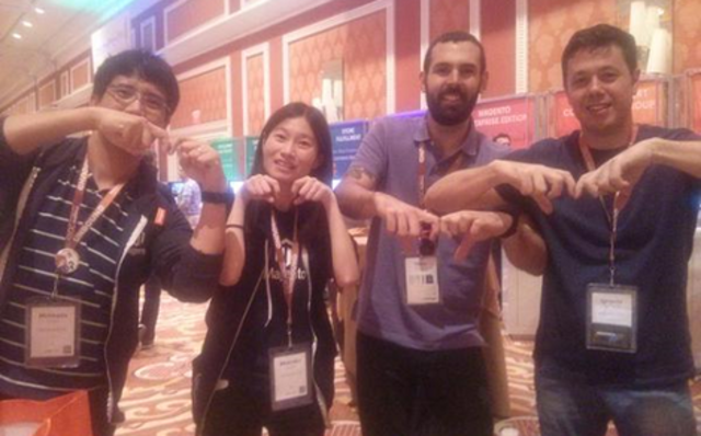 年1回アメリカで開催されるMagentoカンファレンスにて、海外エンジニアと情報交換。