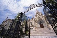 ＜青山　セントグレース大聖堂＞