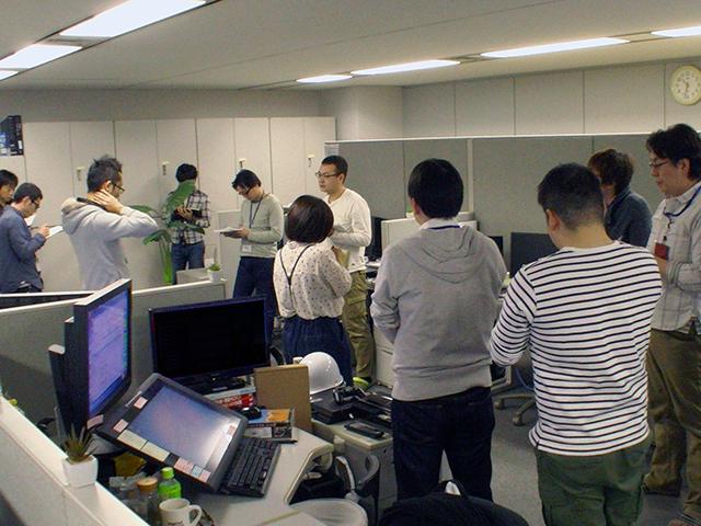 部署ごとに朝報告を行い、今日の作業や問題点などを共有