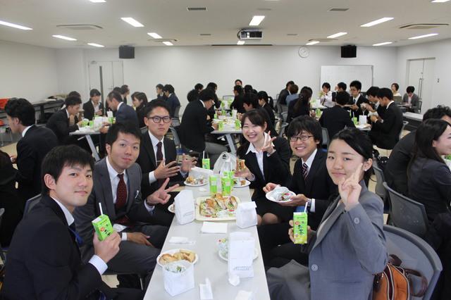 全社の研修風景です