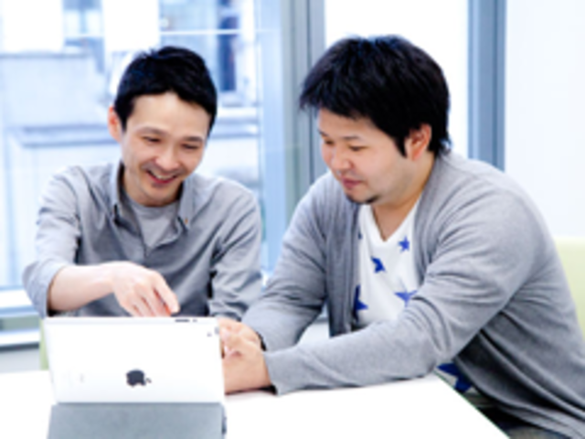 クリエーター同士のミーティングは、真剣かつ楽しくがモットー。