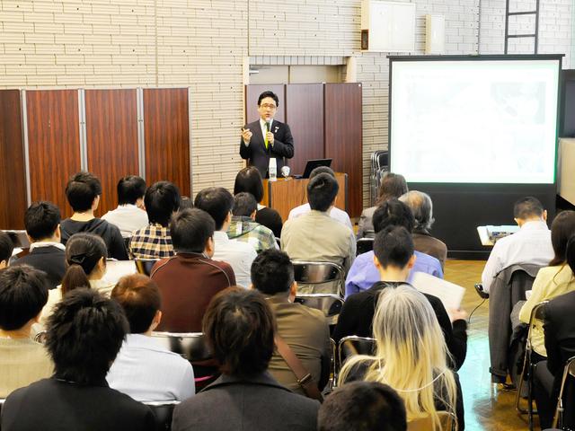 成功起業家や専門家のセミナーを定期開催。自らの起業に必要な知識やネットワークも同時に獲得