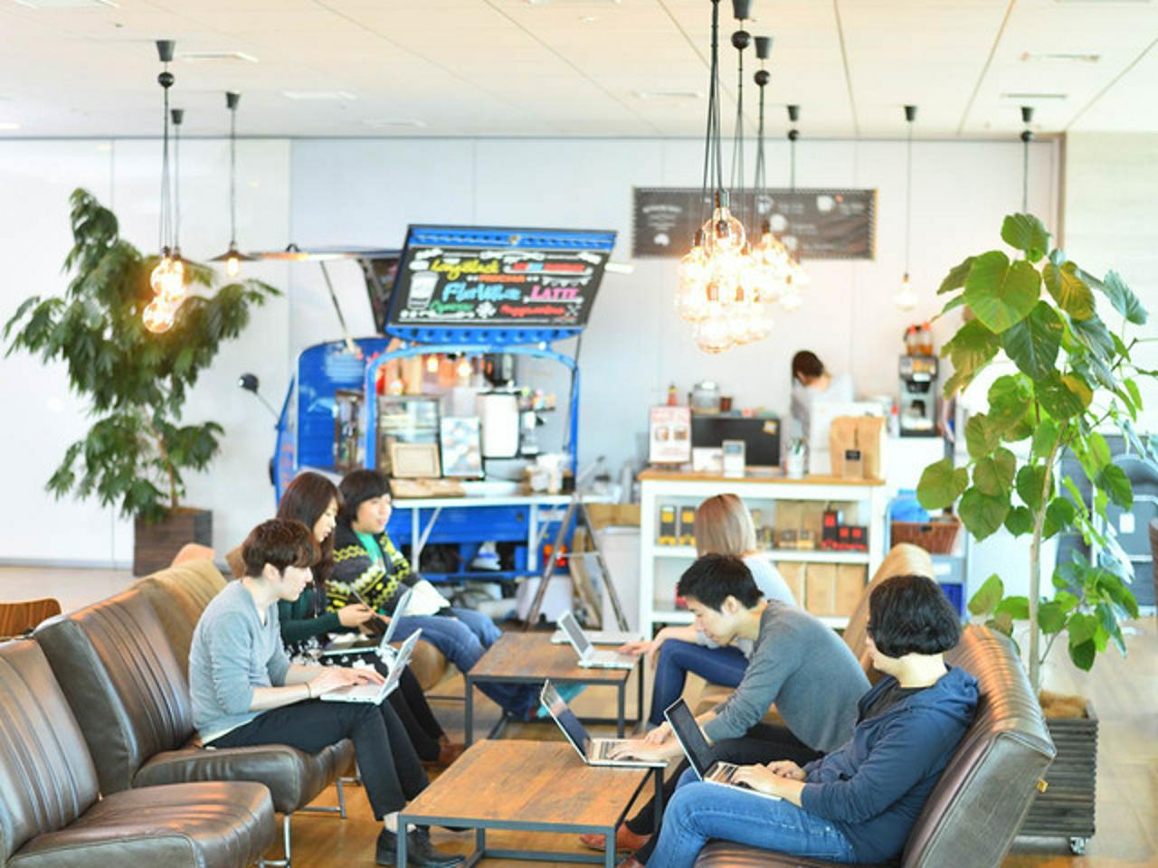 株式会社MIXI 求人画像1