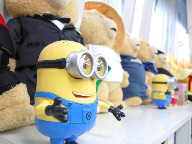 『ミニオンズ』などのグッズも社内所狭しと飾られていて、思わず楽しくなる。
