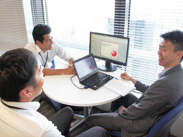 同社の強みは、エンジニアの技術力。多様な業務カテゴリーのそれぞれでエンジニアが活躍している。