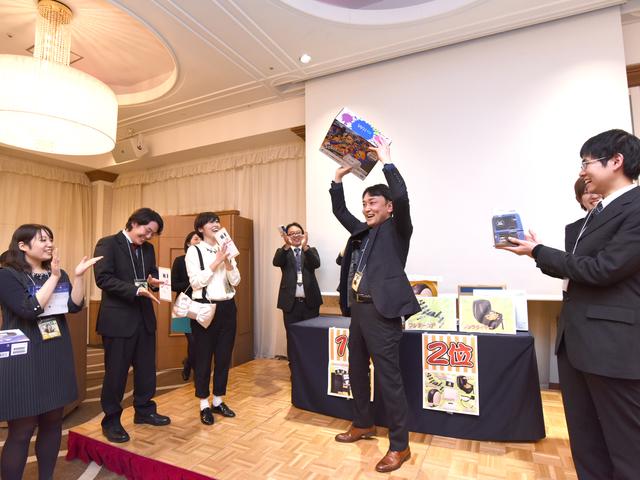 社内イベントの様子。新年会、忘年会、決起集会等のイベントも実施している。