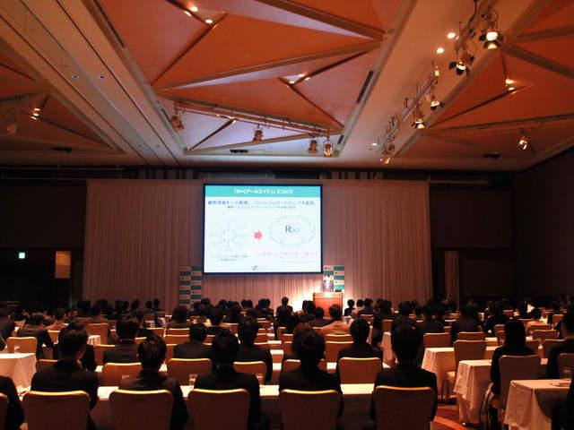 広告主やアフィリエイトサイト運営者、広告代理店の中から最も貢献いただいた方をMVPとして表彰しています。