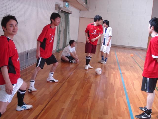 フットサルやカートなどのサークル活動も行っています