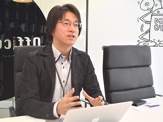 「現在、プロである必要はありませんが、ITのプロになりたい人という気持ちは必須です。技術は会社に入ってからでも十分に学べます。最新技術にも臆せず取り組む探求心のある人がいいですね」（小松氏）