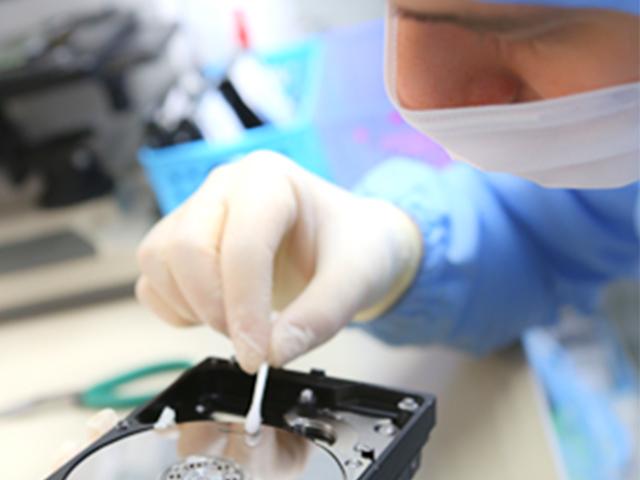 技術力向上のため、常に新サービスの研究開発や海外から最新の技術導入を行っています。