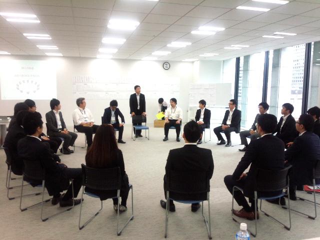 社員育成に注力する同社では、"CNC塾"と呼ばれる、ビジネススキルやリーダーシップの強化、理念の伝承を目的にした研修を定期的に開催。