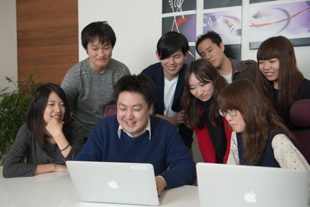 オフィスではいつも笑顔が絶えません！