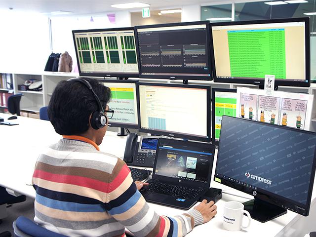 社内には、外国籍のメンバーも多く在籍。
外資系企業らしく、グローバルを感じられる環境。