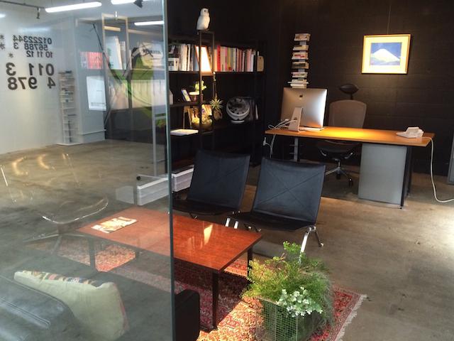 デザインのチカラでのぼり旗の新しい価値を見い出し、日本発のメディアとして世界に広める」というビジョンだ。「クールジャパン戦略」という追い風を受け、世界に向けた事業展開を行うビジネスを側面から支援していく。