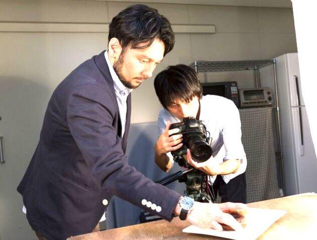 社内には6名のカメラマンも在籍。スチール・動画も社内で撮影可能な体制を整えています。