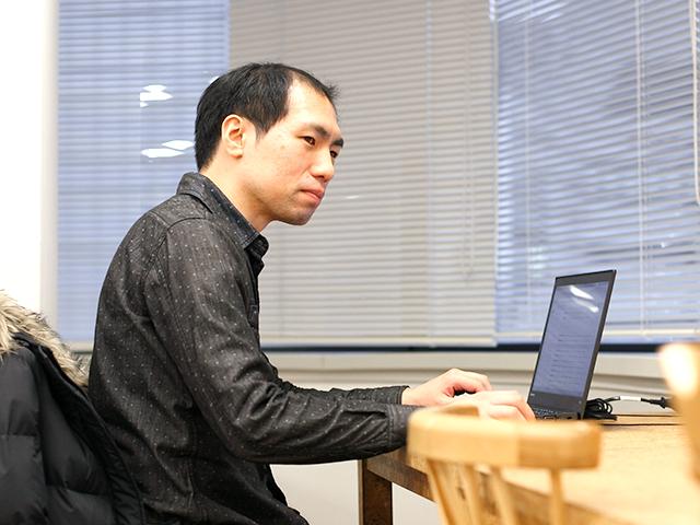 2016年秋からは会社という組織の体裁を整えるためのオフィスも不要とする「オフィスレス」の働き方にも取り組んでいる。