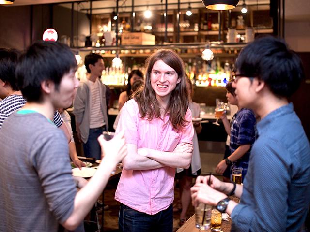 ソーシャルゲーム大手でマスマーケティングに従事していたメンバーや、出版社で10年以上にわたって編集に携わっていたメンバーなど、各分野のプロフェッショナルな人材が次々とジョイン。