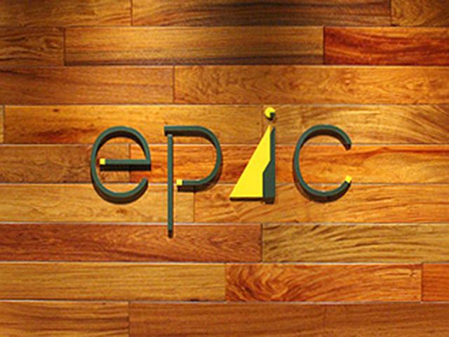 同社はただの遊技機デザインメーカーではなく、様々なプロダクトを生み出そうと日々クリエイティブに働いている。